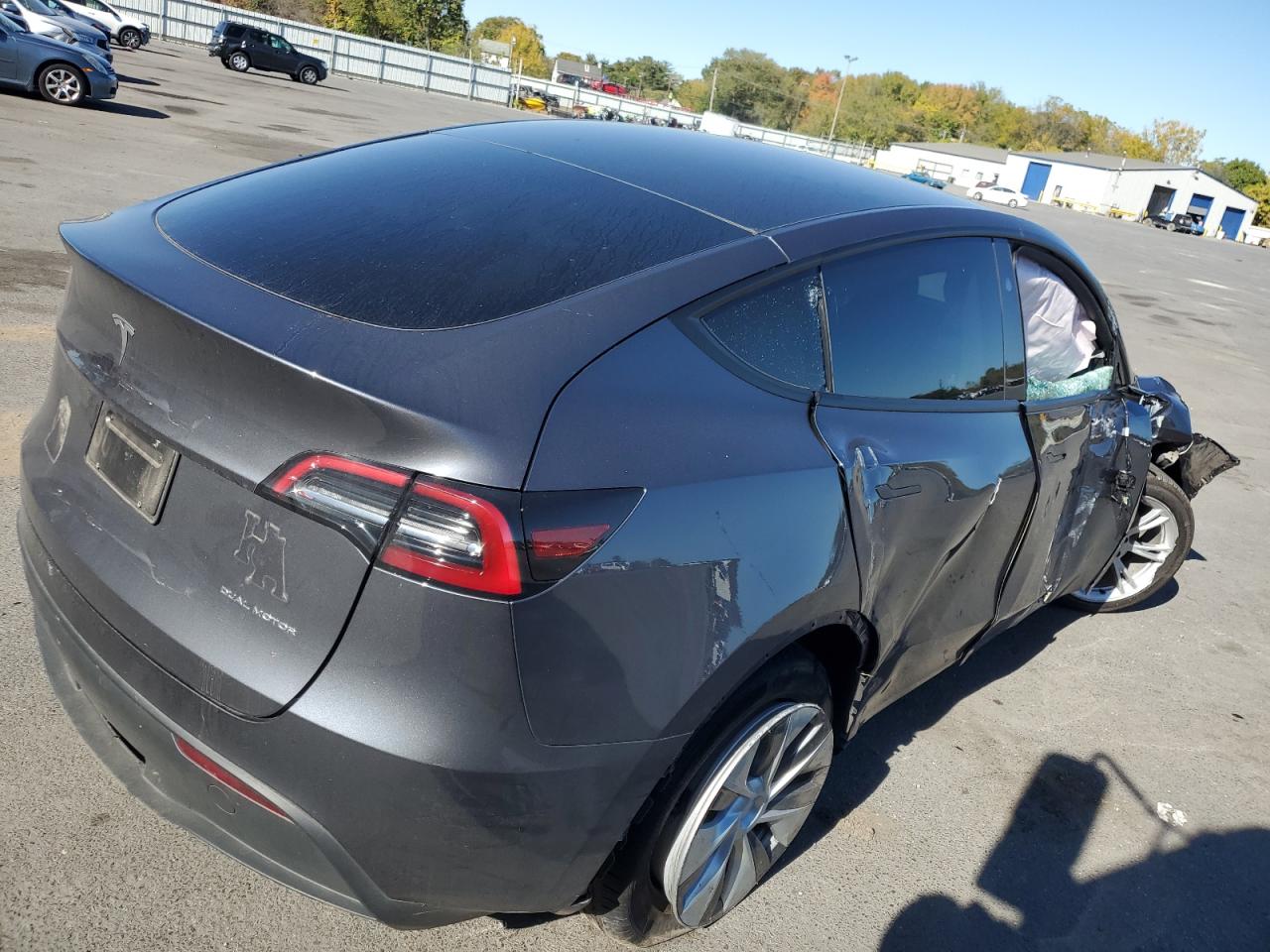 2023 TESLA MODEL Y  VIN:7SAYGAEE7PF929304