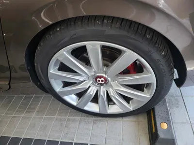 2018 Bentley Flying Spur V8 SCBEH53W5JC066204 VIN:SCBEH53W5JC066204