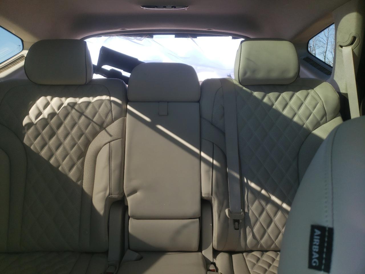 2022 GENESIS GV80 BASE VIN:KMUHCESC8NU084418