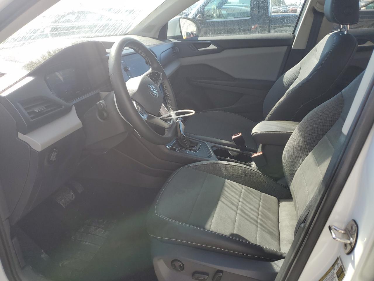 2022 VOLKSWAGEN TAOS SE VIN:3VVRX7B21NM007488