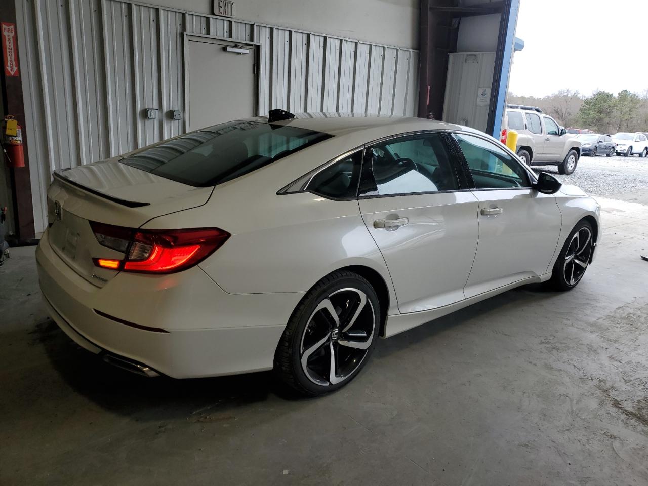 2022 HONDA ACCORD SPORT VIN:1HGCV1F38NA018237