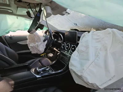 2016 Mercedes-Benz C 200 919KMWDDWF4CB7GF2 VIN:919KMWDDWF4CB7GF2