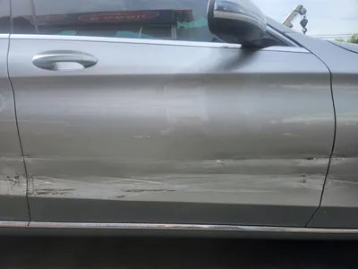 2017 Mercedes-Benz C 200 450KMWDDWF4CB5HF4 VIN:450KMWDDWF4CB5HF4