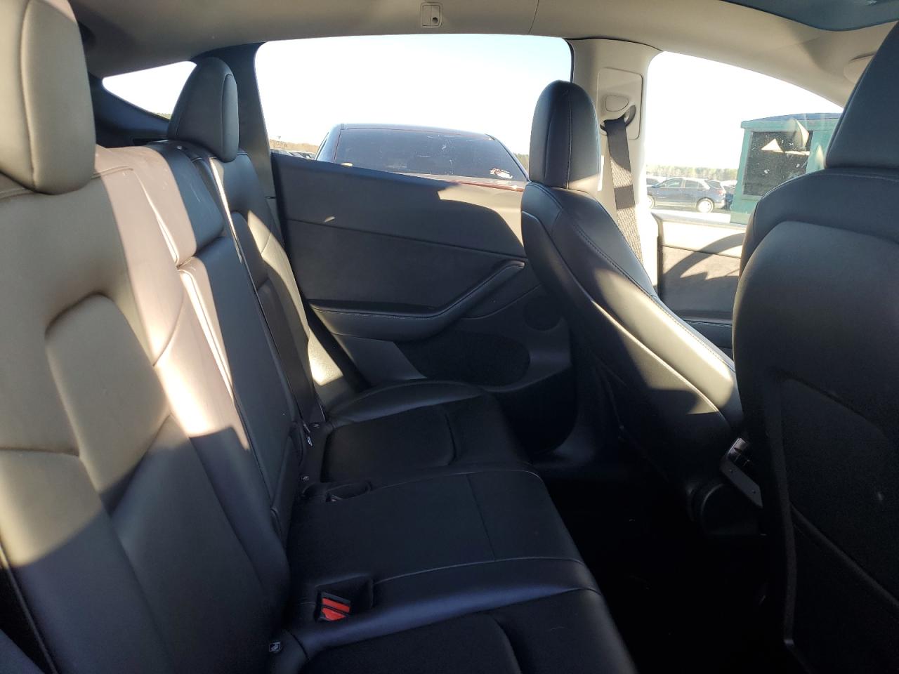 2022 TESLA MODEL Y  VIN:7SAYGDEF2NF323142