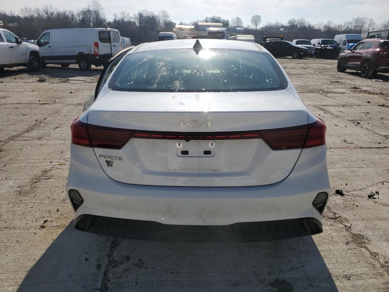 2024 KIA FORTE LX VIN:3KPF24AD3RE776124