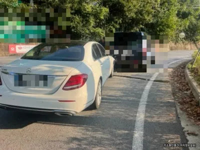 2017 Mercedes-Benz E 300 VIN: