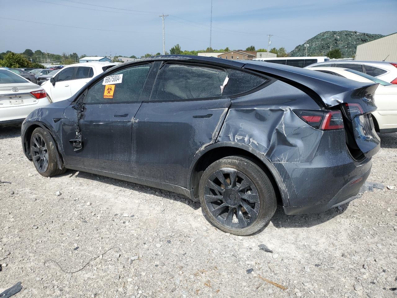 2022 TESLA MODEL Y  VIN:7SAYGDEE4NA019623