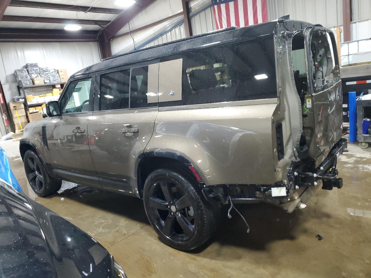 2023 LAND ROVER DEFENDER 130 X-DYNAMIC SE VIN:SALE2FEU0P2209020