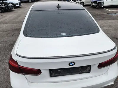 2017 BMW 3 Series WBA8A9103HK883009 VIN:WBA8A9103HK883009