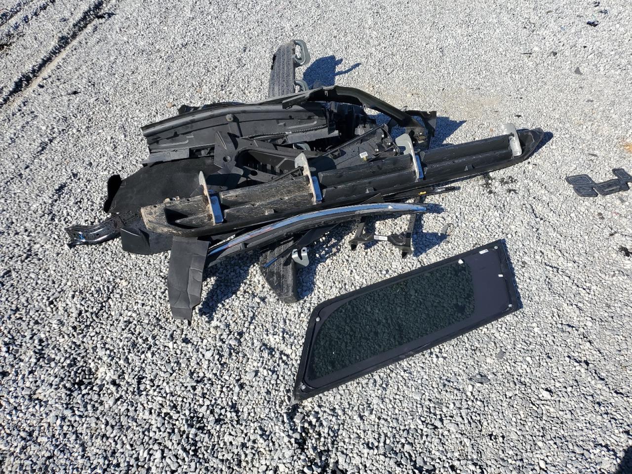 2024 CHEVROLET SUBURBAN C1500 LT VIN:1GNSCCKD4RR192203