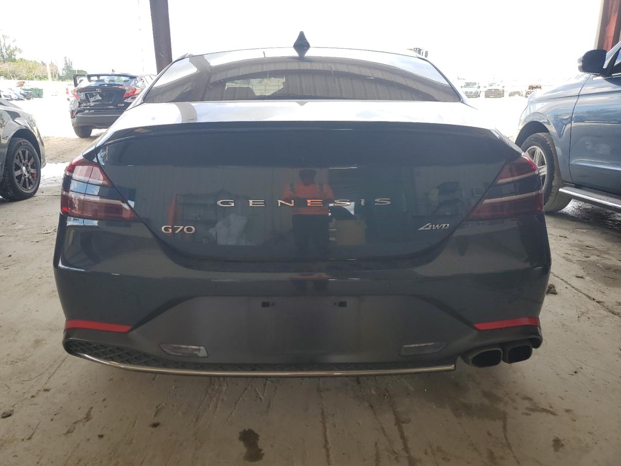 2022 GENESIS G70 BASE VIN:KMTG34TA5NU097991