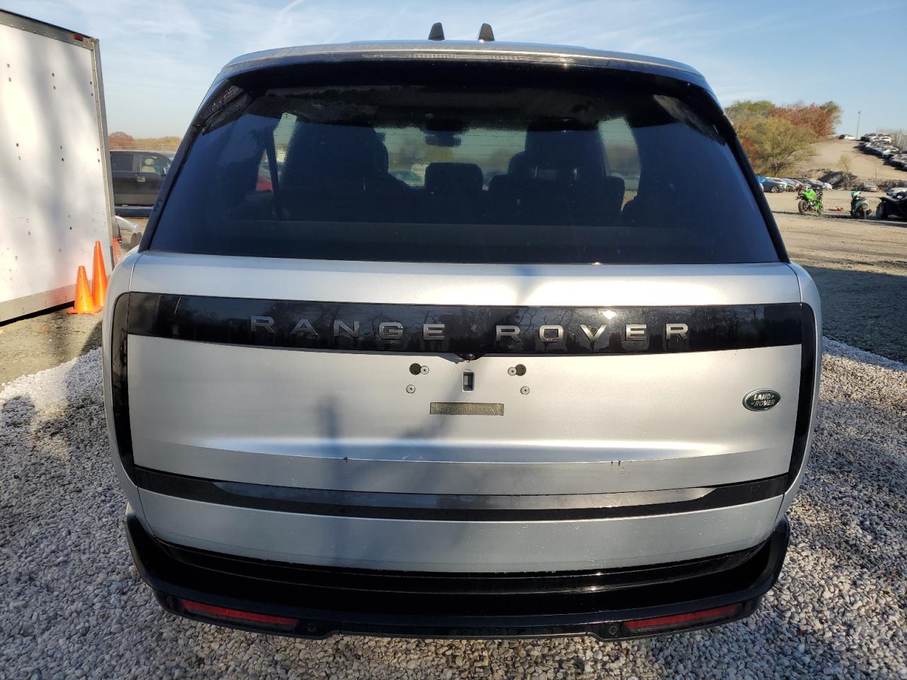 2023 LAND ROVER RANGE ROVER SE VIN:SALKPBFU0PA027111