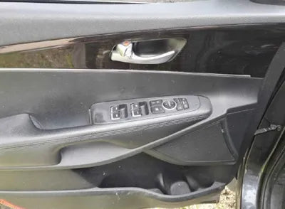 2018 Kia Sorento KNAPG811DJA391579 VIN:KNAPG811DJA391579