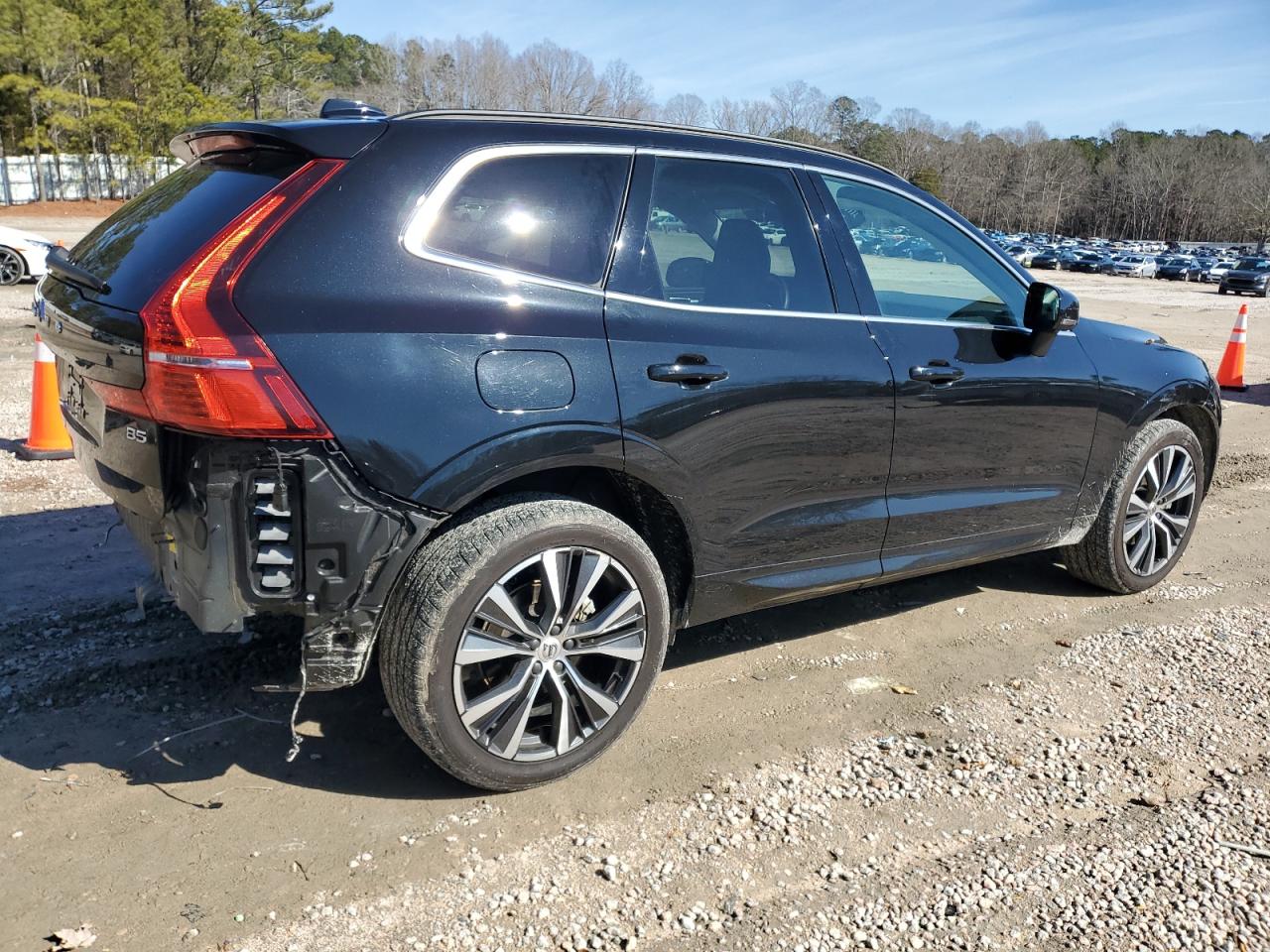 2022 VOLVO XC60 B5 MOMENTUM VIN:YV4L12DK5N1915975