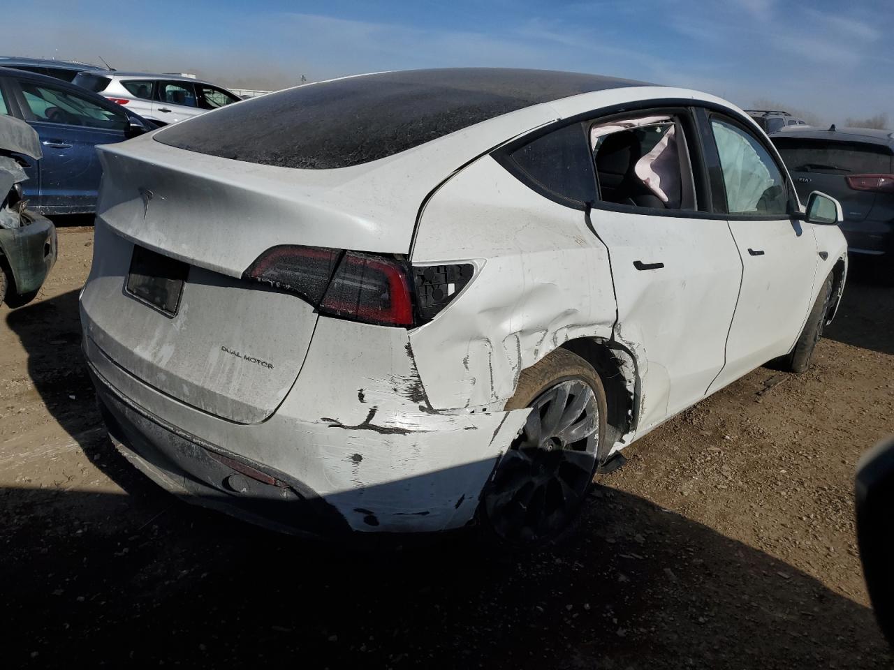 2023 TESLA MODEL Y  VIN:7SAYGDEE9PA028773