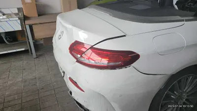 2018 Mercedes-Benz C 200 WDDWK4CB5JF717586 VIN:WDDWK4CB5JF717586