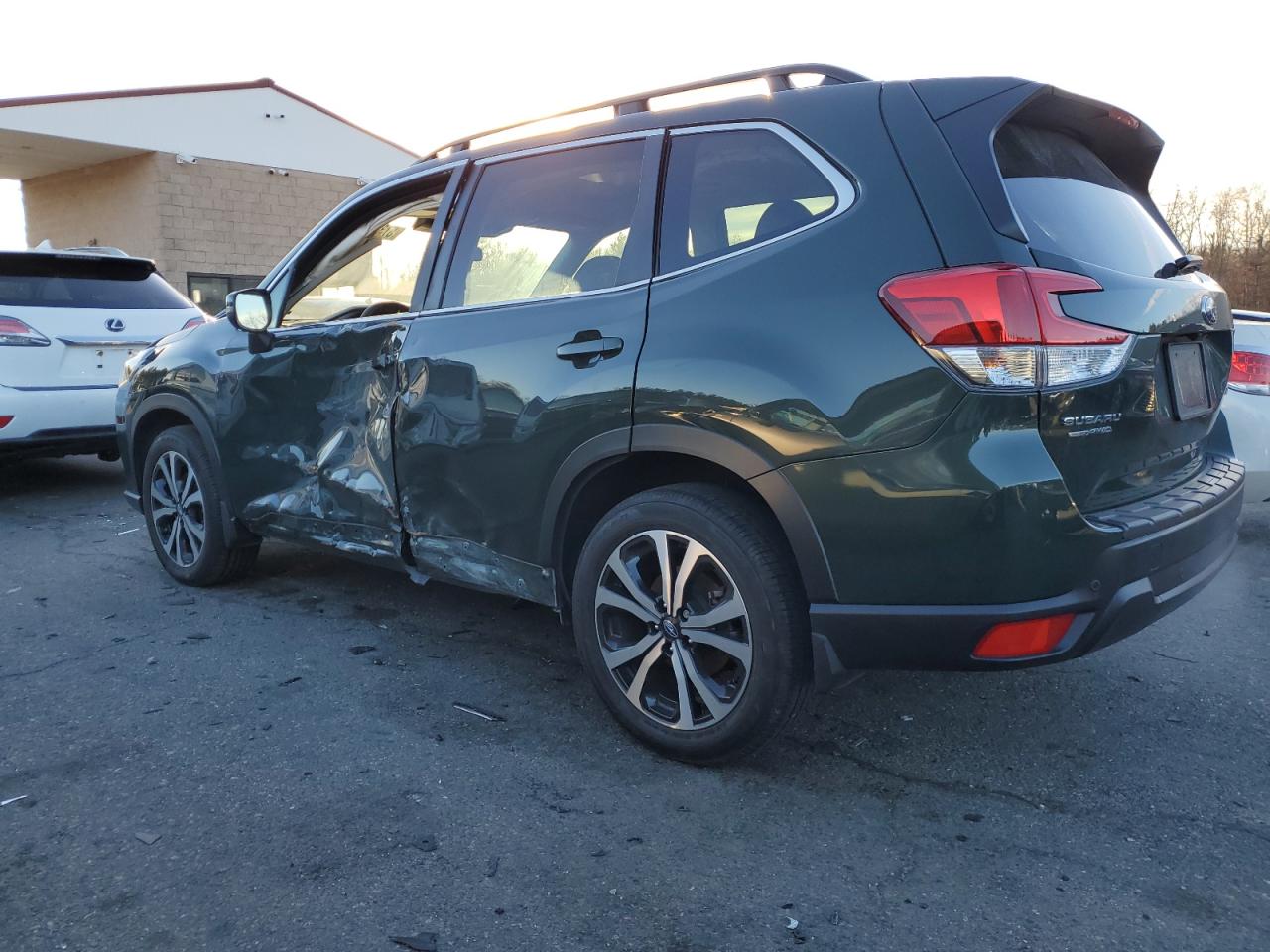 2023 SUBARU FORESTER LIMITED VIN:JF2SKAPC1PH470480