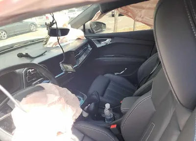2022 Audi e-tron WAUZZZFZ4NP043372 VIN:WAUZZZFZ4NP043372