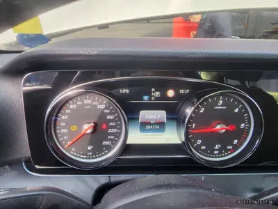 2017 Mercedes-Benz E 220 VIN: