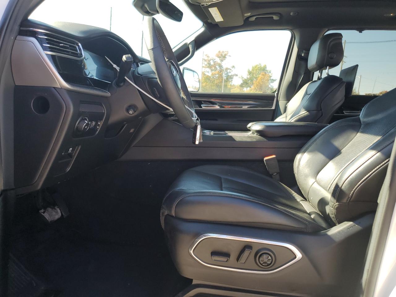 2022 JEEP WAGONEER SERIES III VIN:1C4SJVDT4NS106762