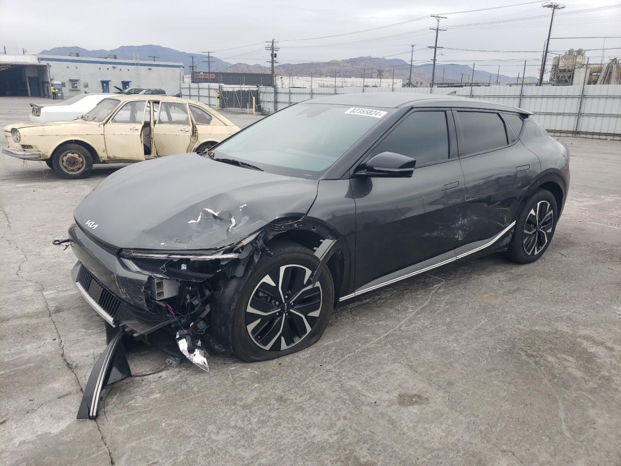 2023 KIA EV6 LIGHT VIN:KNDC34LA1P5105370