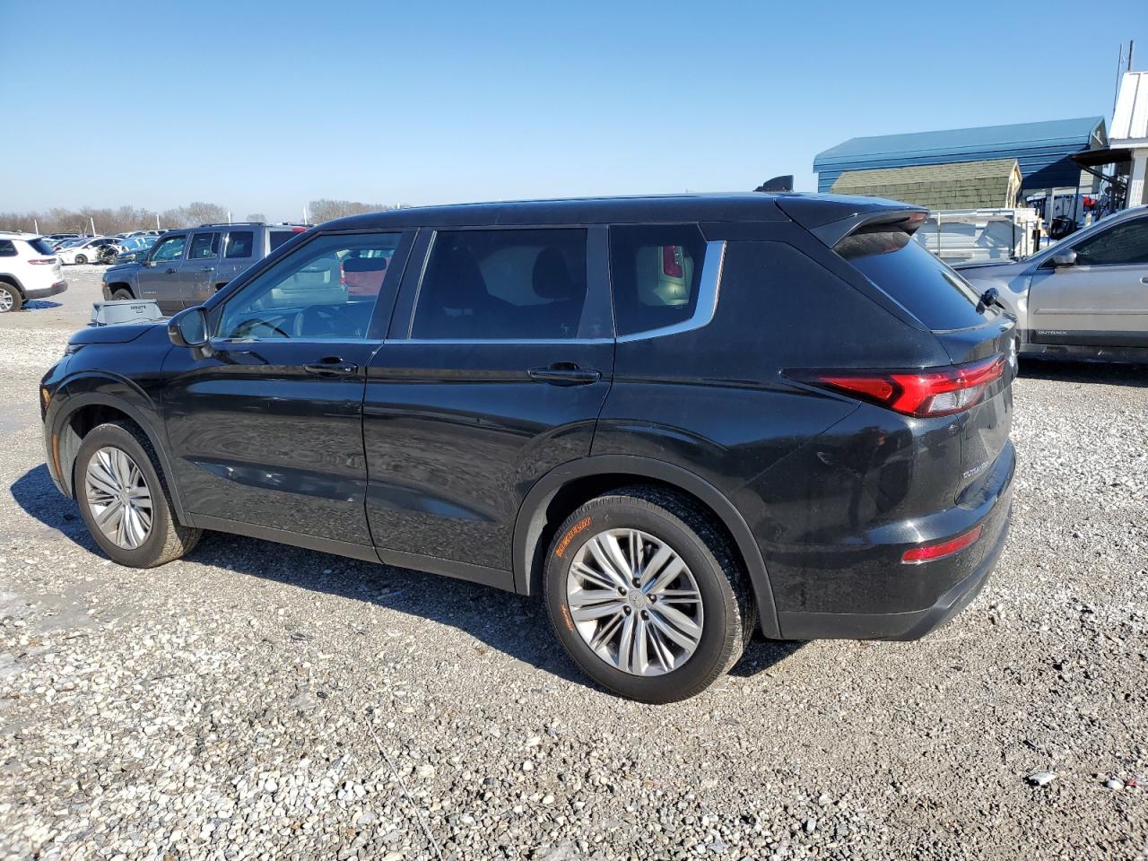 2022 MITSUBISHI OUTLANDER ES VIN:JA4J4TA82NZ015868