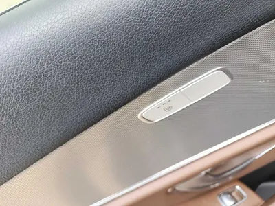 2018 Mercedes-Benz E 300 VIN: