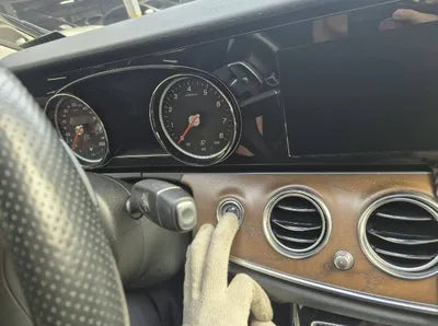 2017 Mercedes-Benz E 300 VIN: