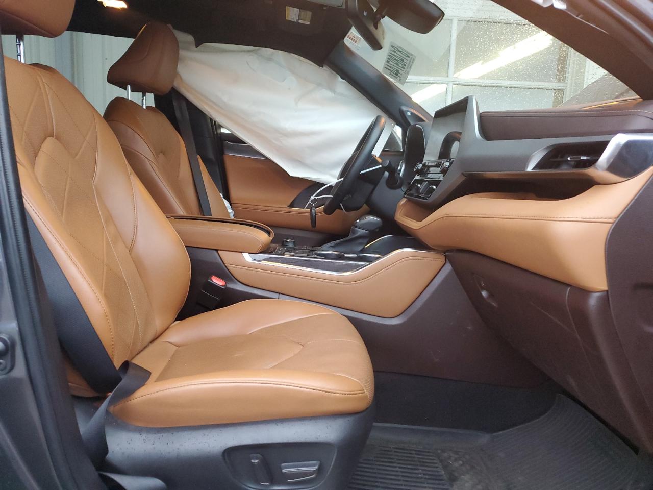 2022 TOYOTA HIGHLANDER PLATINUM VIN:5TDFZRBHXNS234447