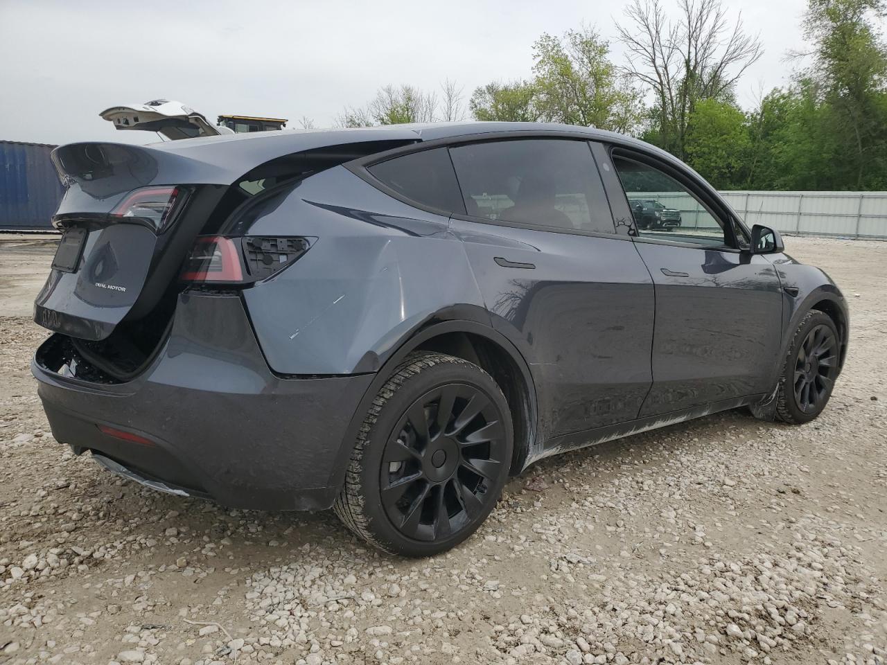 2023 TESLA MODEL Y  VIN:7SAYGDEEXPA184174