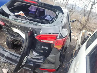 2017 Hyundai Santa FE KMHSW81UBJU827590 VIN:KMHSW81UBJU827590