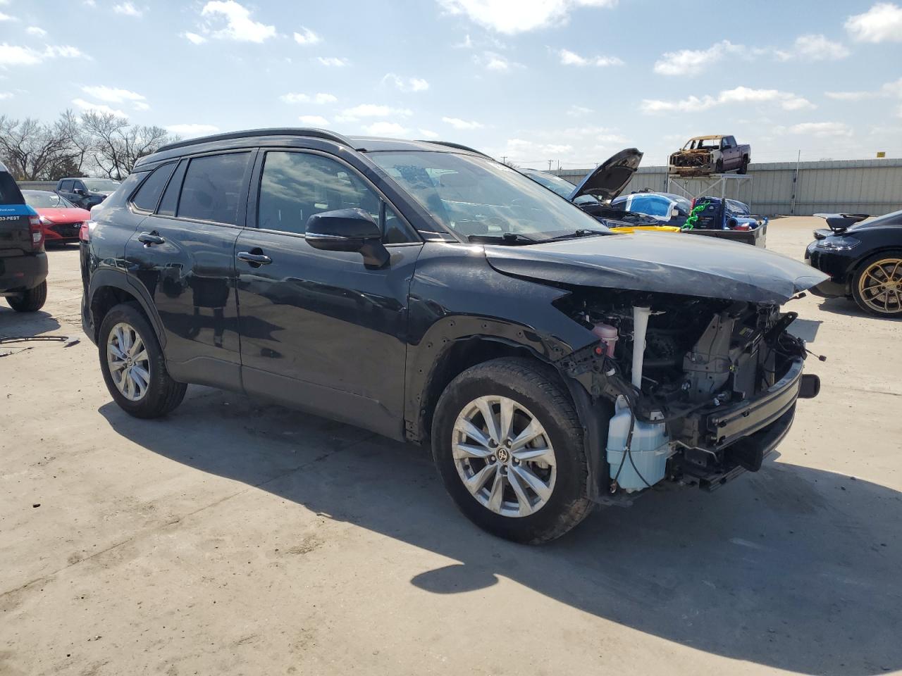 2022 TOYOTA COROLLA CROSS LE VIN:7MUCAAAG7NV031266