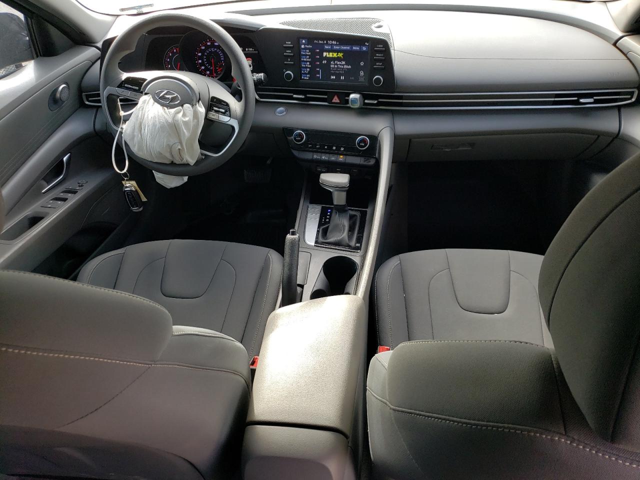 2022 HYUNDAI ELANTRA SEL VIN:KMHLM4AG8NU328704