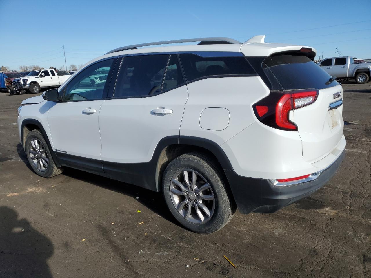 2022 GMC TERRAIN SLT VIN:3GKALVEV5NL162279