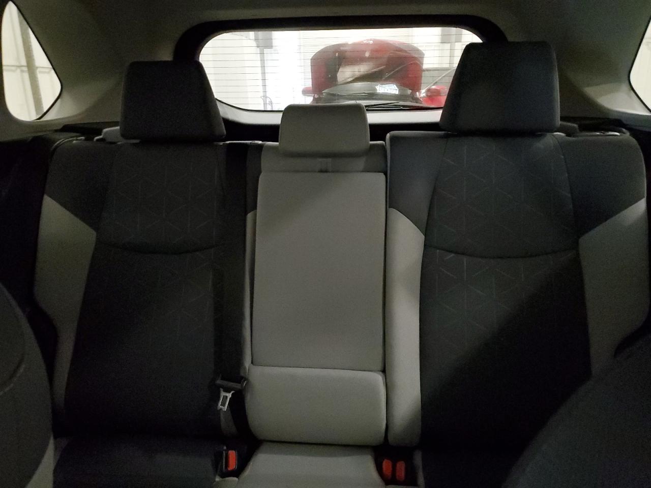 2022 TOYOTA RAV4 XLE VIN:JTMRWRFV5ND149663