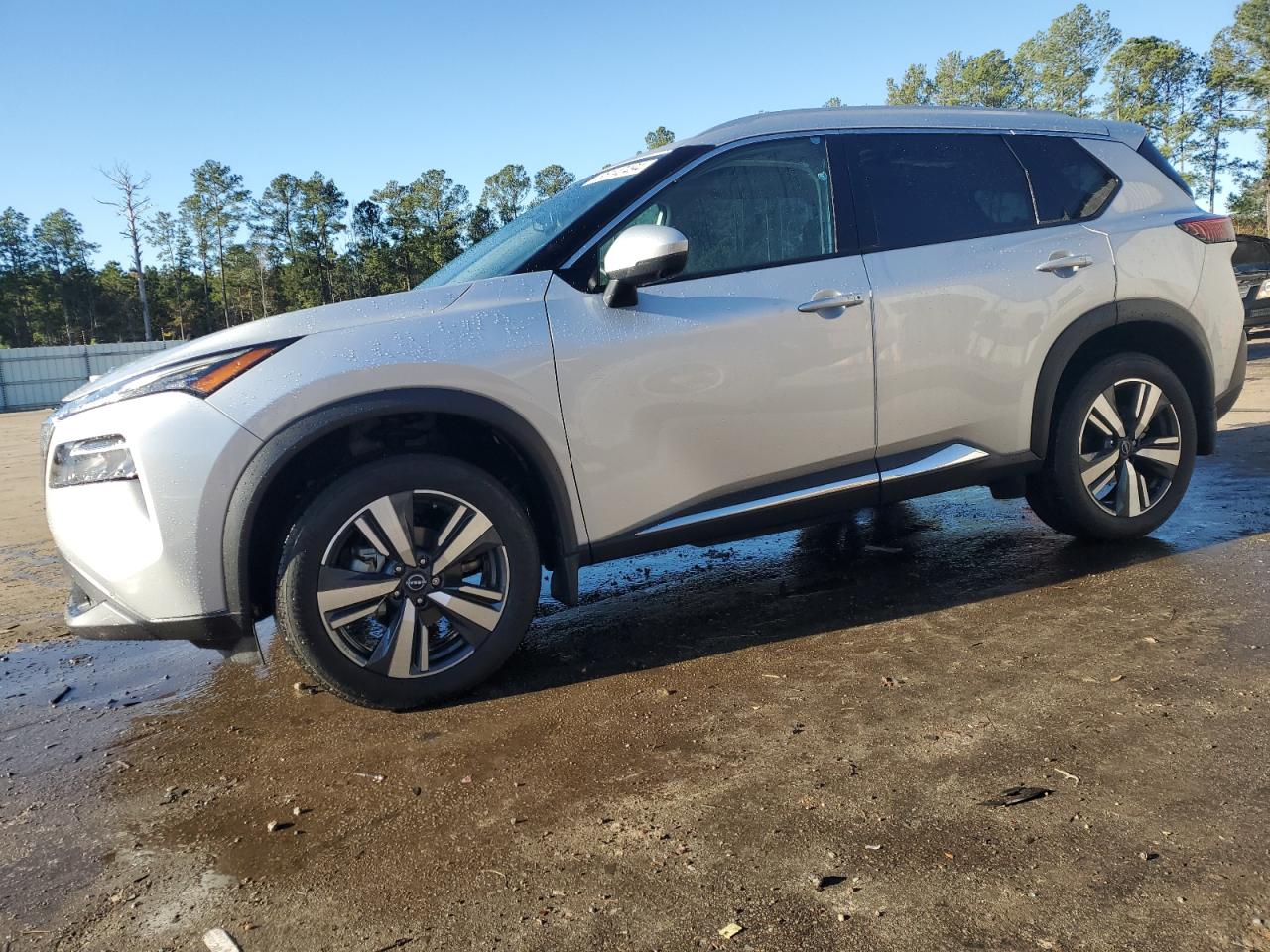 2022 NISSAN ROGUE SL VIN:5N1BT3CB7NC693682
