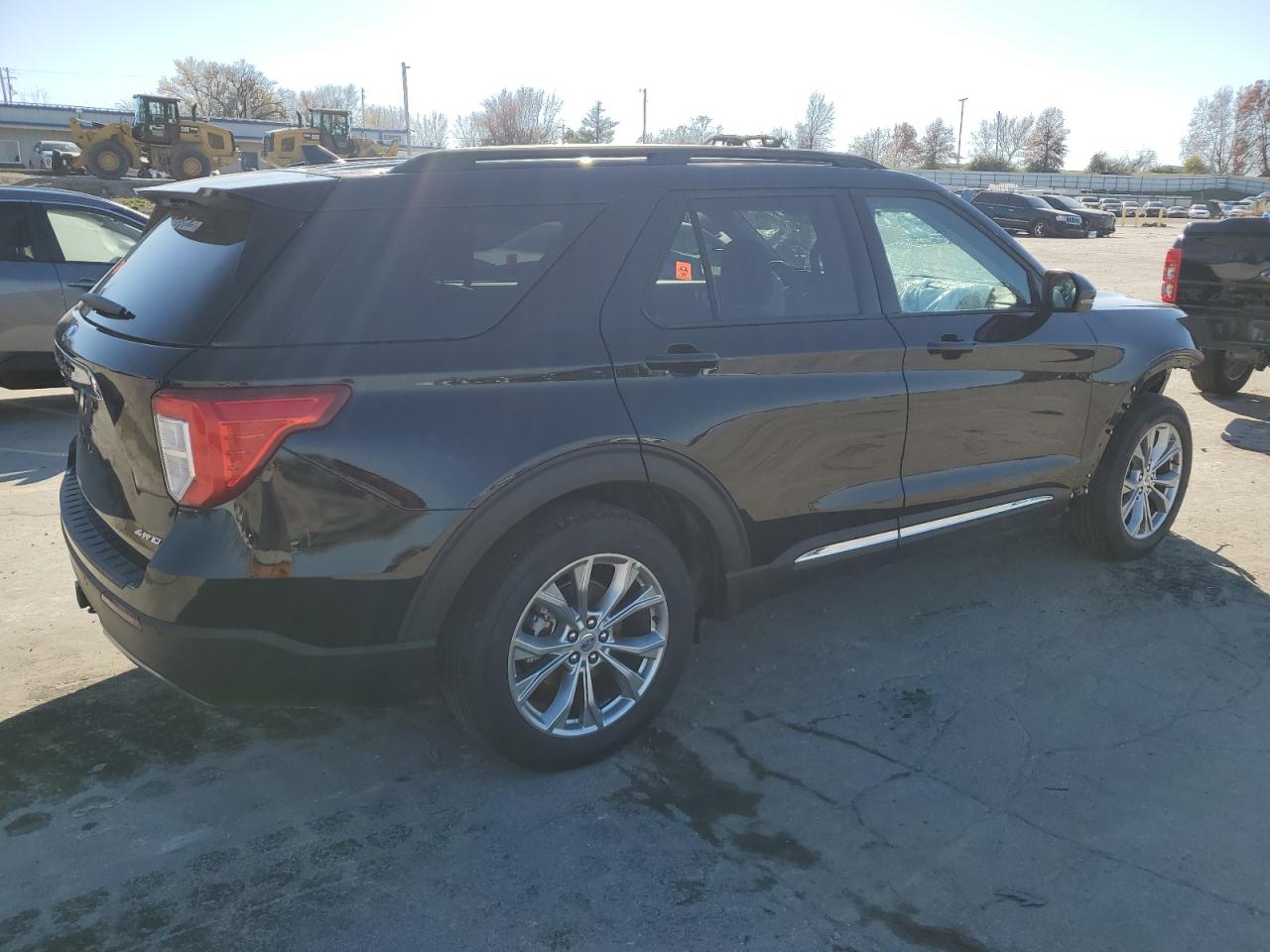 2024 FORD EXPLORER XLT VIN:1FMSK8DH2RGA20056