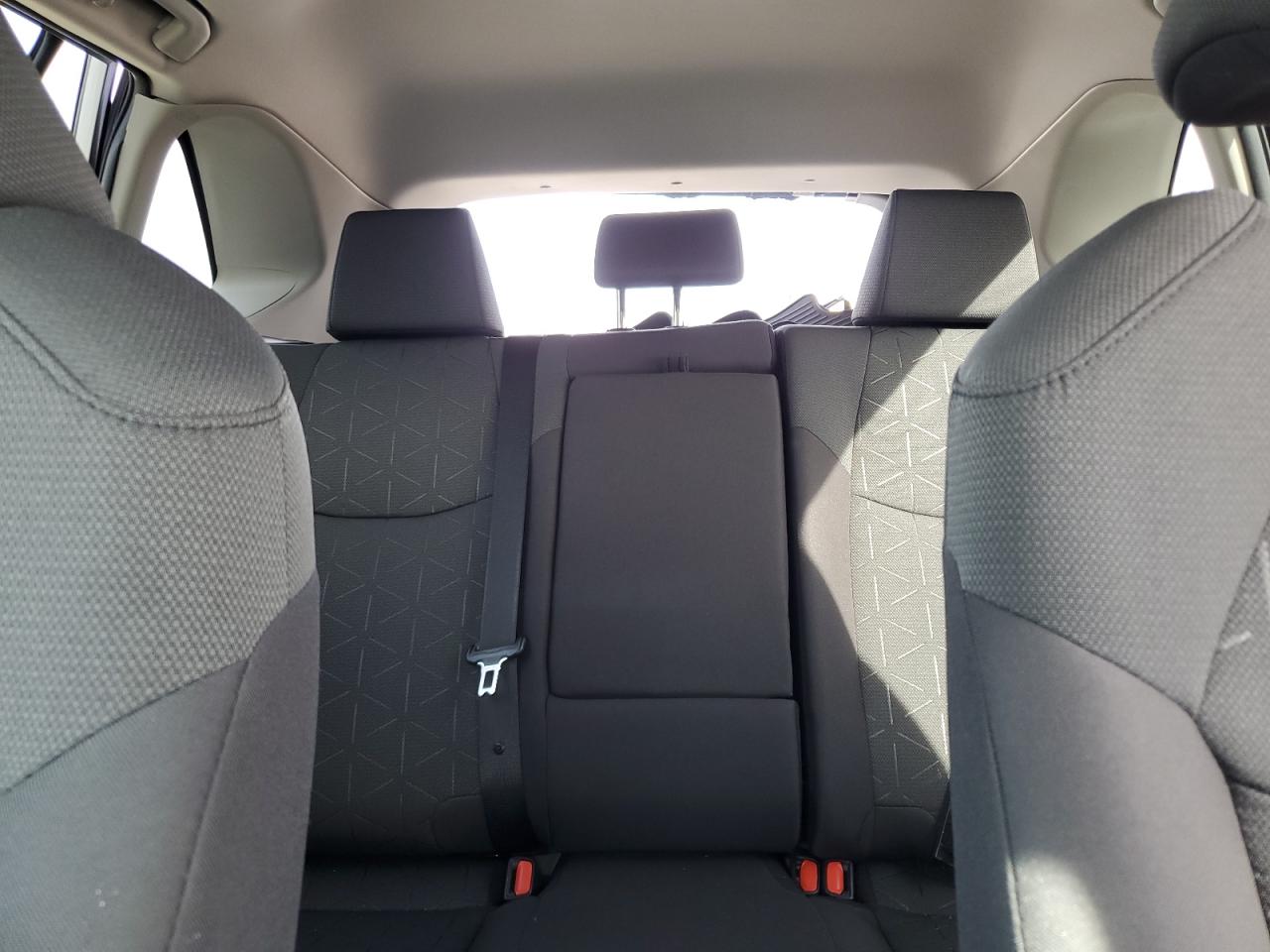 2022 TOYOTA RAV4 XLE VIN:2T3W1RFV9NW225597