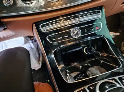 2018 Mercedes-Benz E 300 VIN: