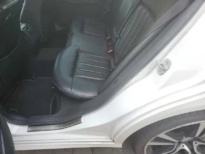 2015 Mercedes-Benz E 220 VIN: