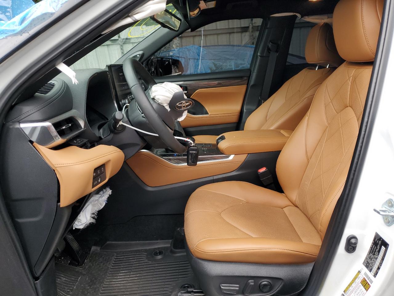 2024 TOYOTA HIGHLANDER LE VIN:5TDKDRAH1RS536956