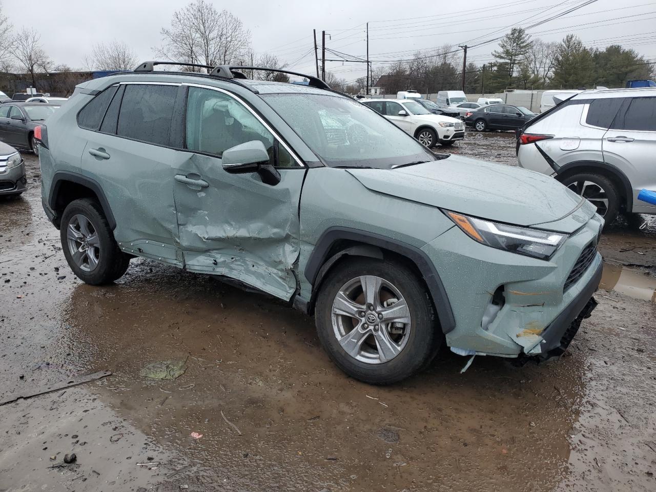 2022 TOYOTA RAV4 XLE VIN:2T3P1RFV8NW250219