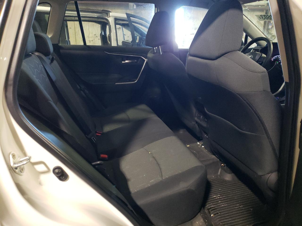 2022 TOYOTA RAV4 XLE VIN:2T3P1RFV6NC274858