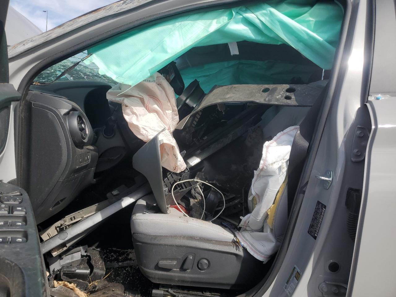 2023 HYUNDAI KONA SEL VIN:KM8K6CAB3PU984395