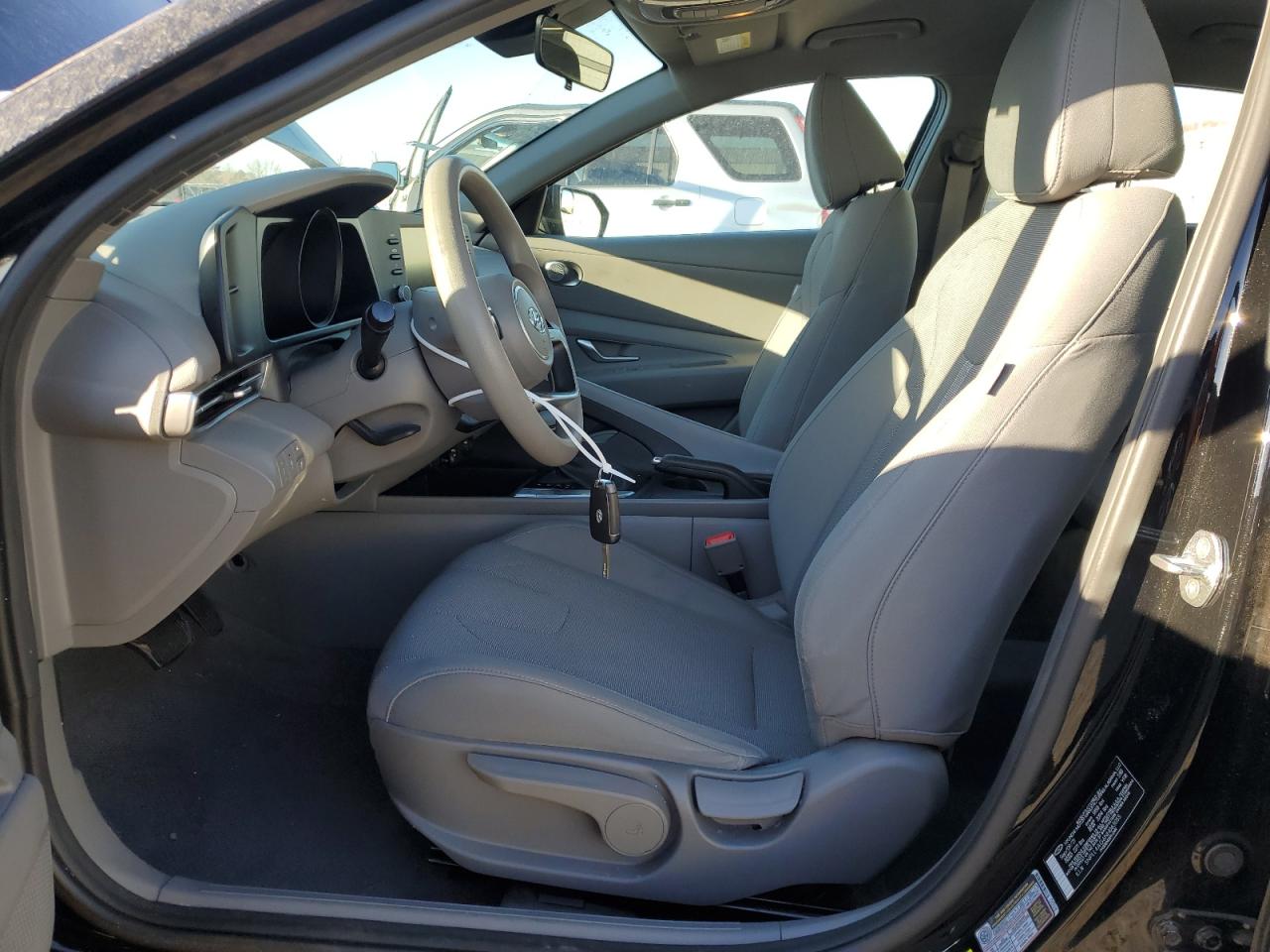 2022 HYUNDAI ELANTRA SE VIN:5NPLL4AG6NH063055