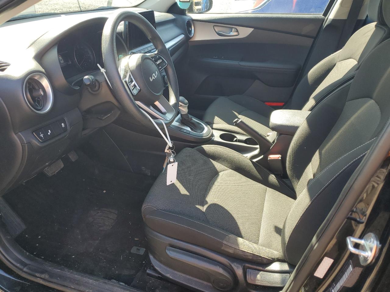 2023 KIA FORTE LX VIN:3KPF24AD3PE637947