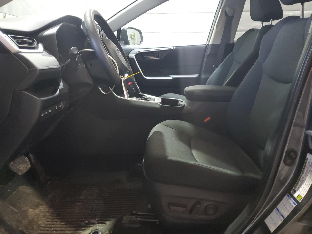 2022 TOYOTA RAV4 XLE VIN:2T3P1RFV2NC315874