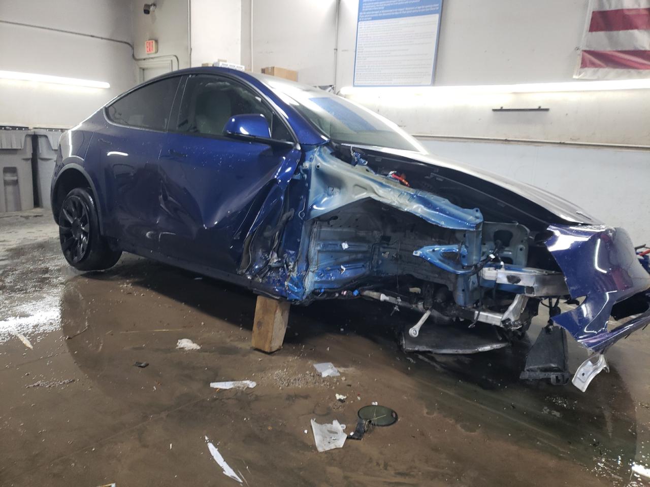 2022 TESLA MODEL Y  VIN:7SAYGDEE3NF439201