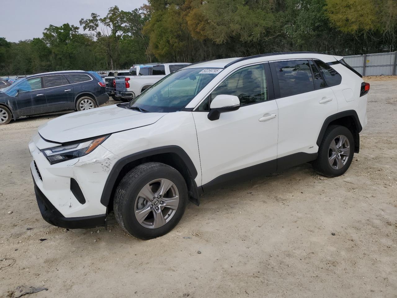 2022 TOYOTA RAV4 XLE VIN:JTMRWRFV5NJ055185
