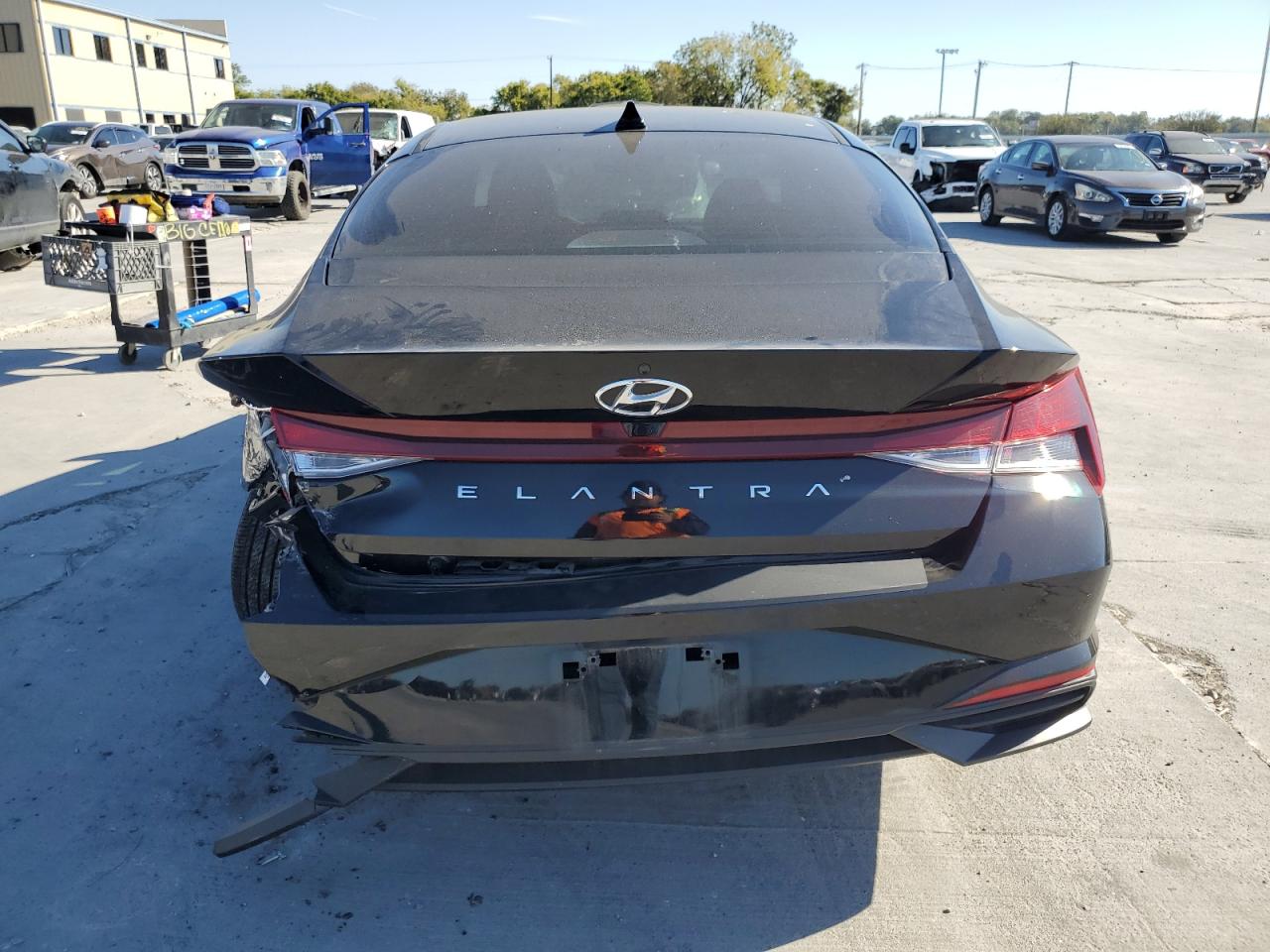 2023 HYUNDAI ELANTRA SEL VIN:KMHLS4AG1PU556892